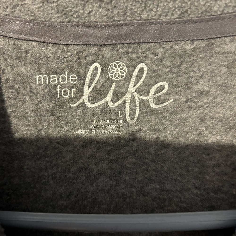 Fleece pullover - Picture 3 of 3